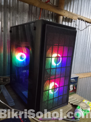 একটি সম্পূর্ণ রানিং ডেস্কটপ কম্পিউটার বিক্রি হবে